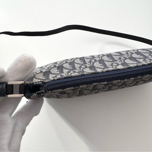 Dior Monogram Shoulder Bag - Picture 6 of 9